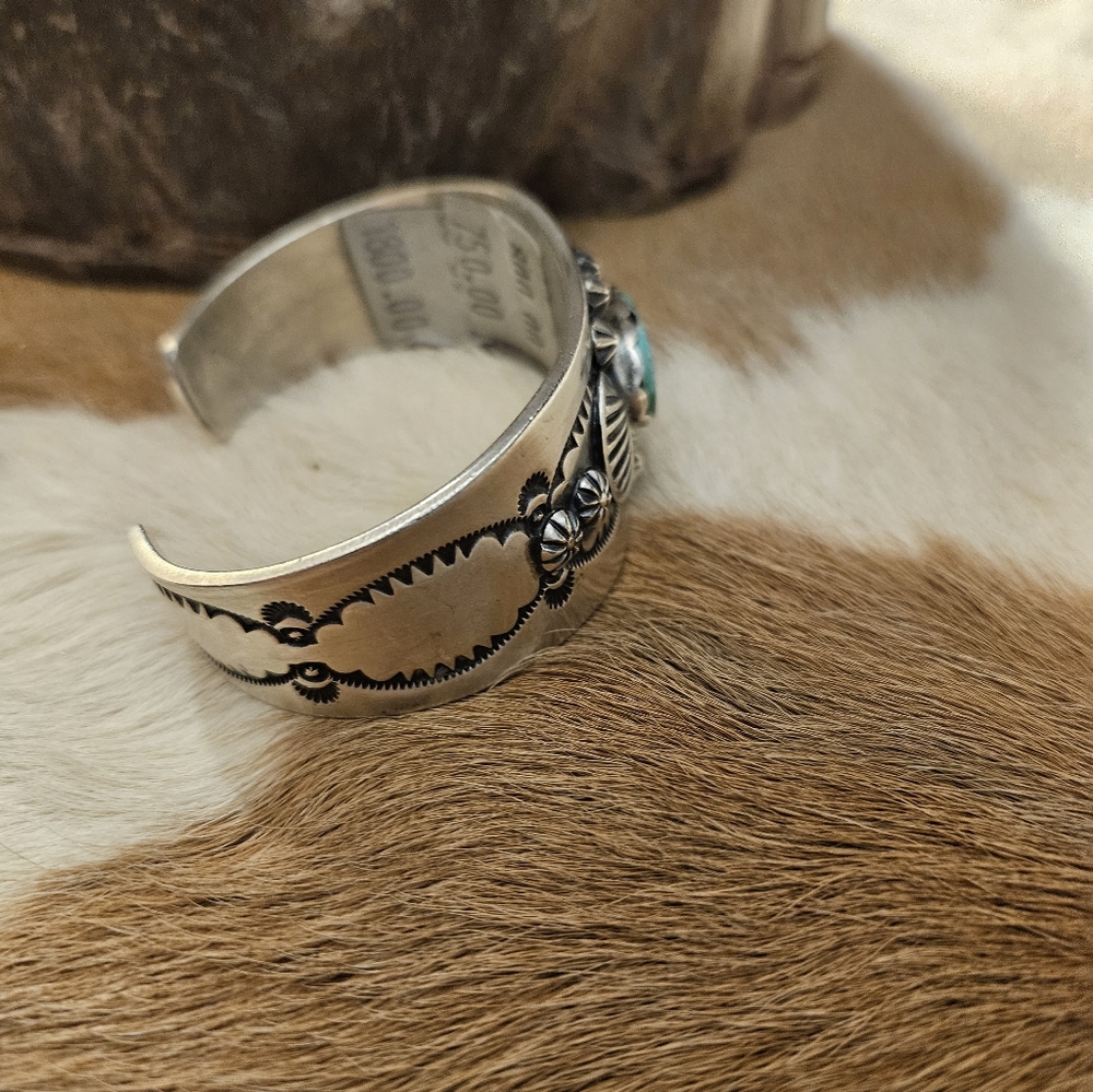 Ray Bennett Cuff, Native Made - Picture 3 of 3